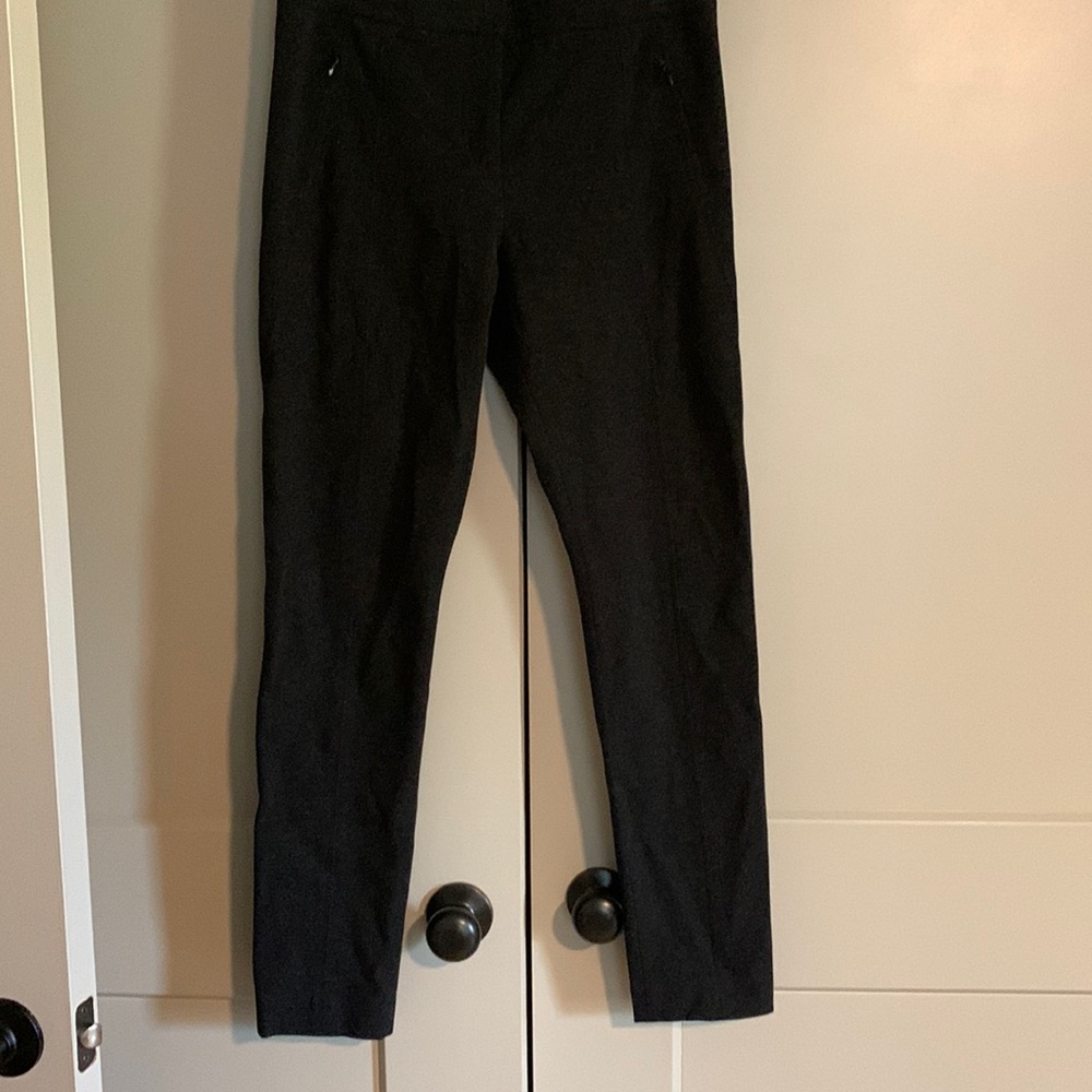 A-k-r-I-s pants